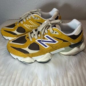 Mustard and Brown Sneakers. Unisex/ Size: 6M - 7.5W. Like New.